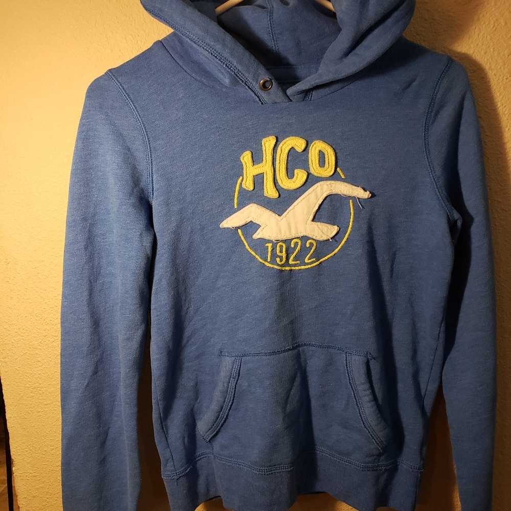 Women junior hollister pull over sweatshirt
